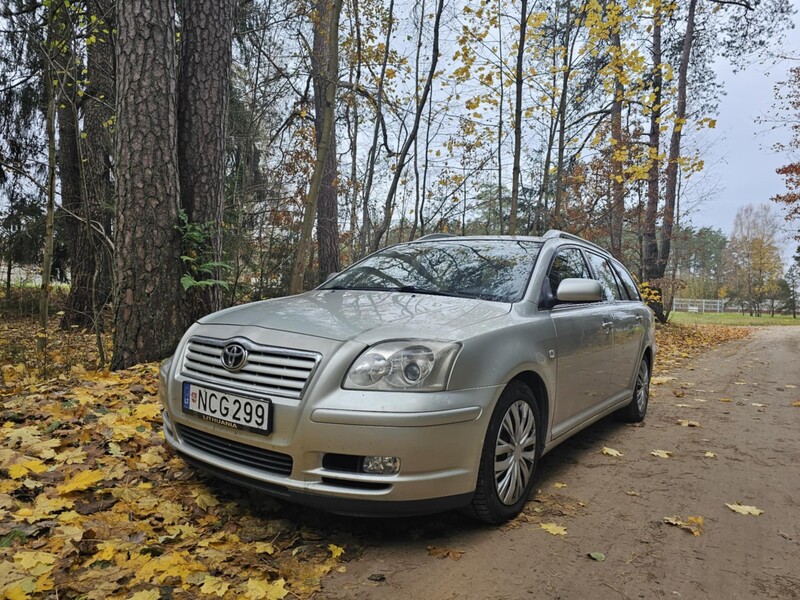 Toyota Avensis II 2005 y