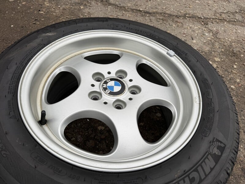 Photo 4 - BMW Siunciam, 8J ET46 light alloy R17 rims