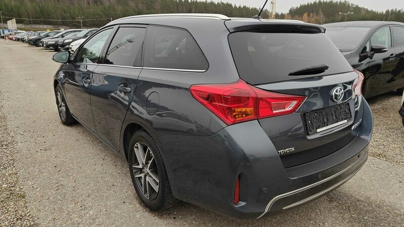 Nuotrauka 4 - Toyota Auris 2014 m Universalas