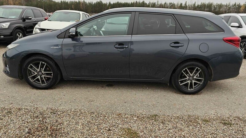 Nuotrauka 5 - Toyota Auris 2014 m Universalas