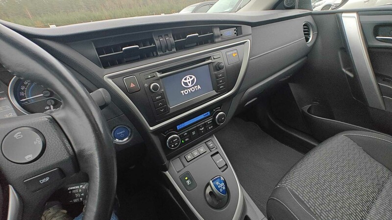 Nuotrauka 9 - Toyota Auris 2014 m Universalas