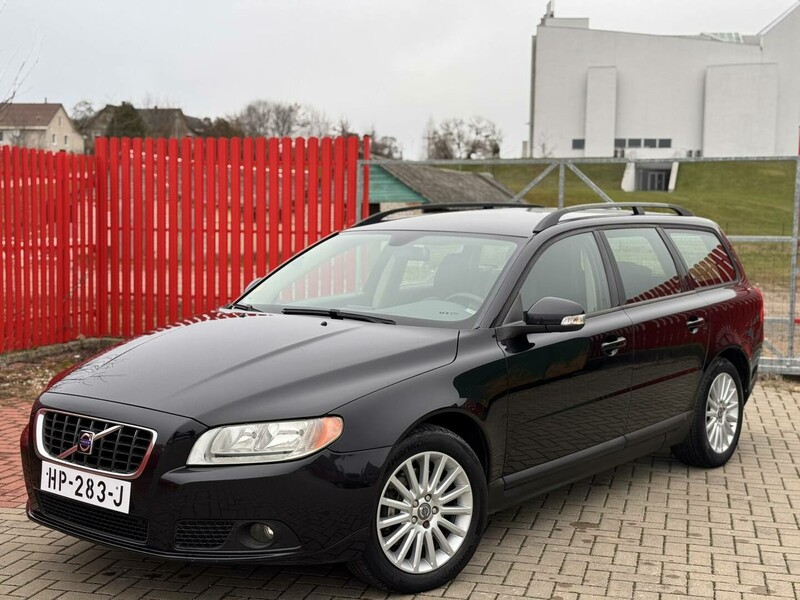 Volvo V70 III 2010 y