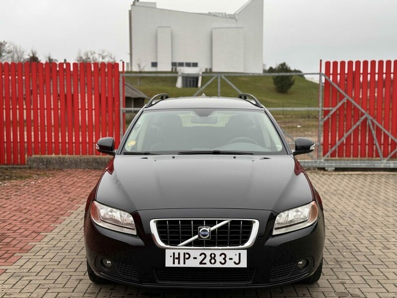 Photo 4 - Volvo V70 III 2010 y