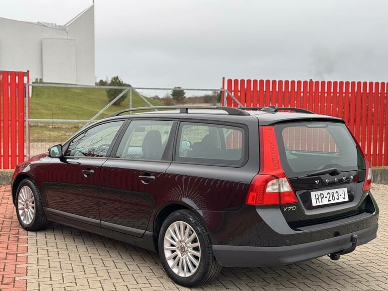 Photo 3 - Volvo V70 III 2010 y