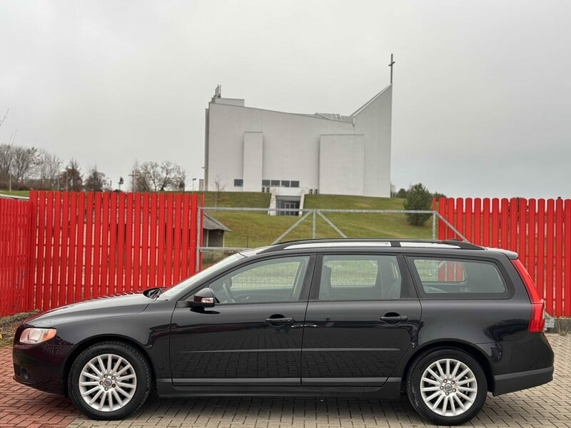 Photo 7 - Volvo V70 III 2010 y