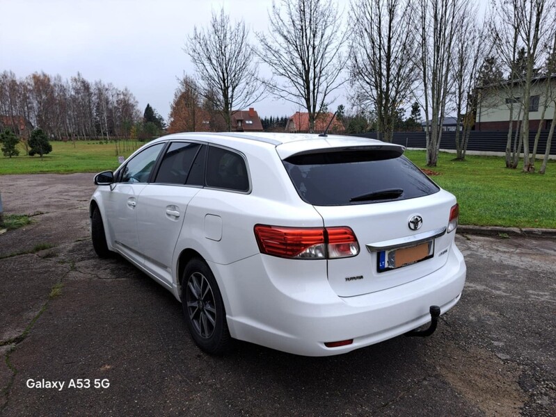 Nuotrauka 3 - Toyota Avensis 2013 m Universalas