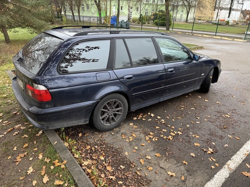 Photo 4 - Bmw 530 E39 2001 y