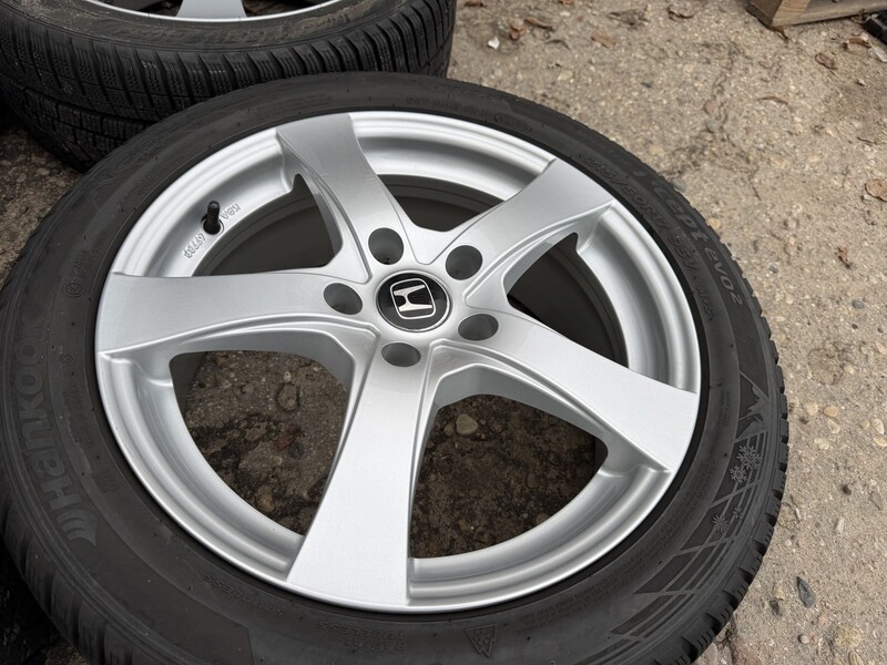 Photo 3 - Honda Siunciam, 7J ET48 light alloy R17 rims