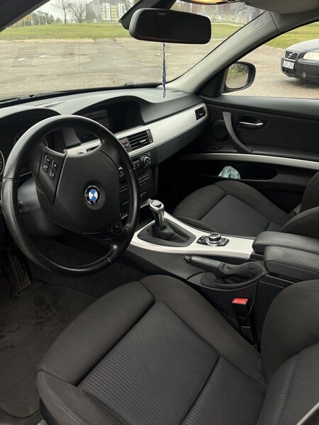 Photo 7 - Bmw 318 E91 2009 y