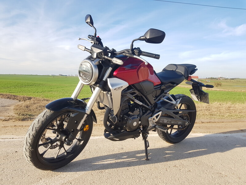 Honda CB300R 2019 г Классический / Streetbike мотоцикл