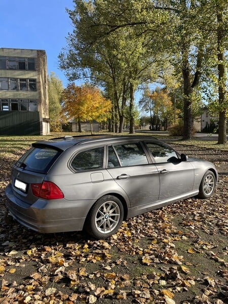 Фотография 5 - Bmw 320 2010 г Универсал