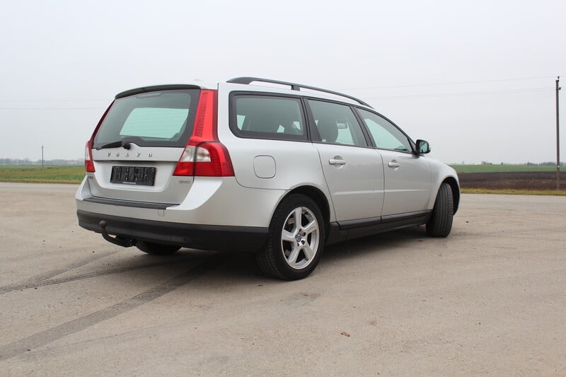 Photo 4 - Volvo V70 III 2009 y