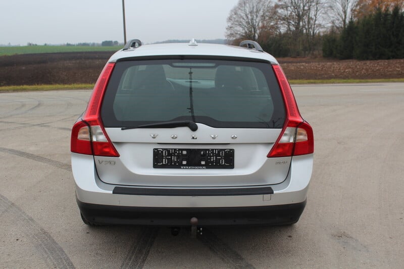 Photo 5 - Volvo V70 III 2009 y