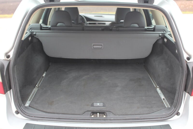 Photo 10 - Volvo V70 III 2009 y