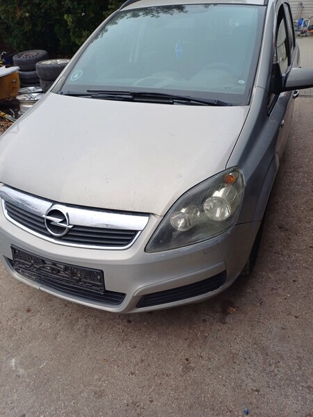 Opel Zafira 2005 y parts