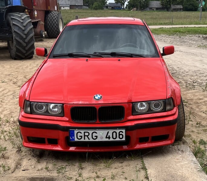 Bmw 325 E36 1994 y