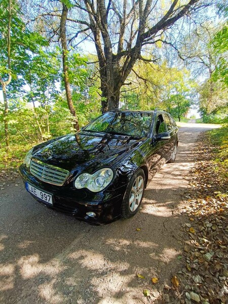 Photo 6 - Mercedes-Benz C 220 CDI 2006 y