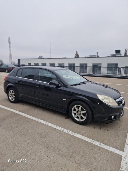 Opel Signum 2006 y Hatchback