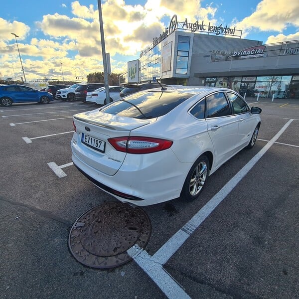 Photo 10 - Ford Fusion II 2016 y