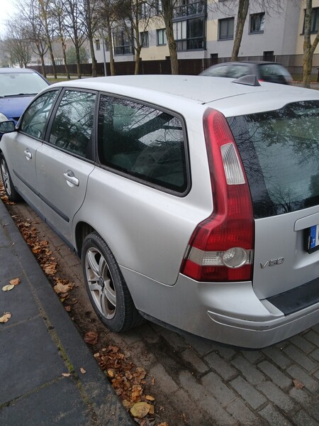 Фотография 2 - Volvo V50 2006 г Универсал