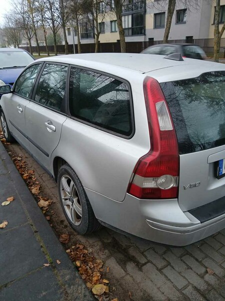 Фотография 9 - Volvo V50 2006 г Универсал