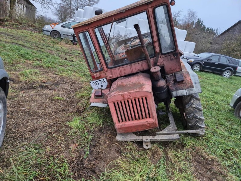 Photo 7 - MTZ T16 1990 y Tractor