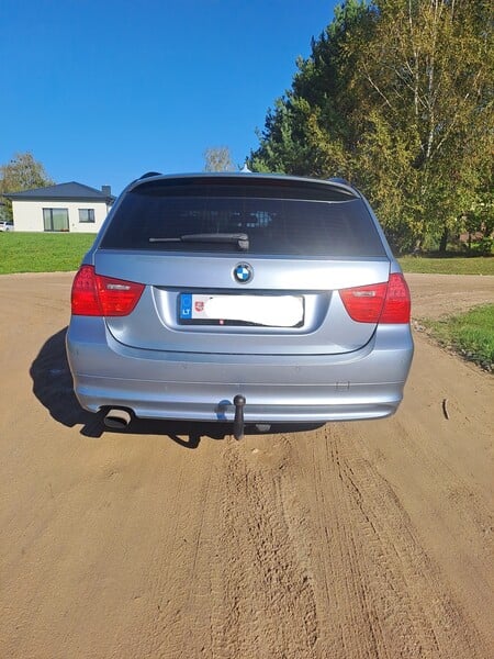 Nuotrauka 3 - Bmw 318 2010 m Universalas