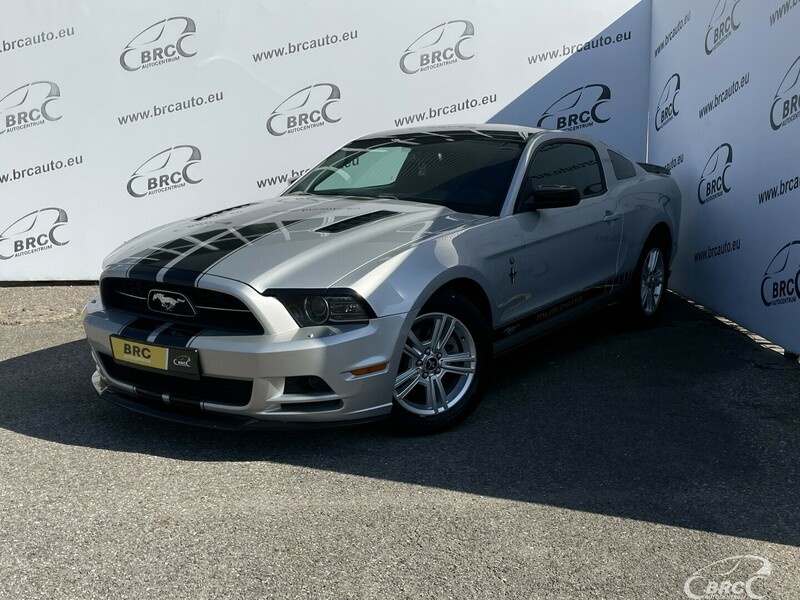 Ford Mustang 3.7 V6 Automatas 2013 y