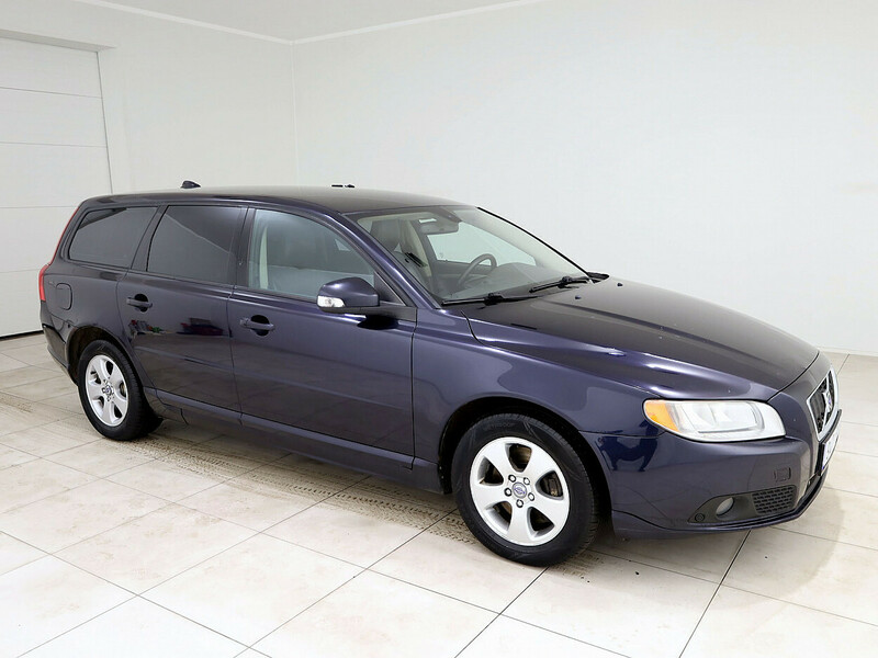 Volvo V70 D5 2009 y