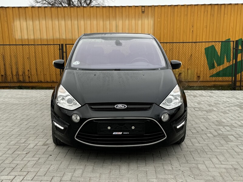 Photo 2 - Ford S-Max 2011 y Wagon