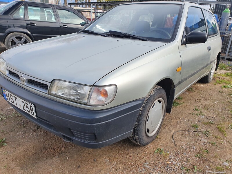 Nuotrauka 7 - Nissan Sunny 1991 m Hečbekas