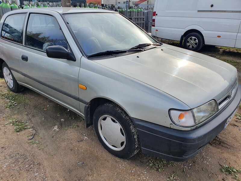 Nuotrauka 8 - Nissan Sunny 1991 m Hečbekas