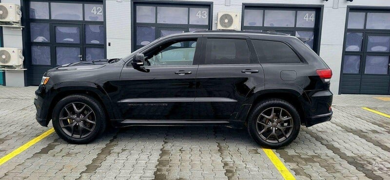 Фотография 8 - Jeep Grand Cherokee 2019 г Внедорожник / Кроссовер