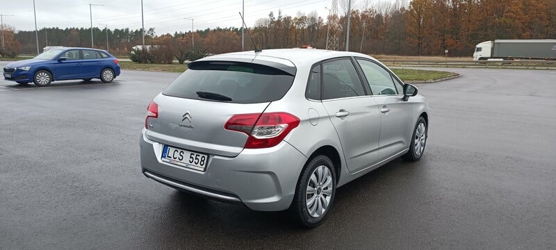 Photo 3 - Citroen C4 2011 y Hatchback