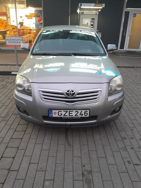 Фотография 1 - Toyota Avensis 2008 г Седан