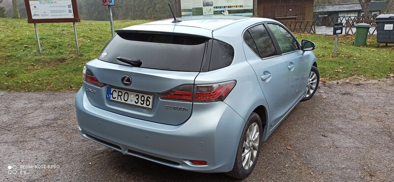 Photo 8 - Lexus CT 200h 2012 y Hatchback