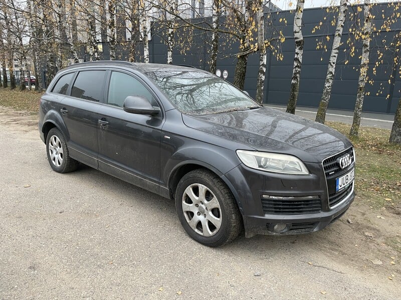 Audi Q7 2007 г Внедорожник / Кроссовер