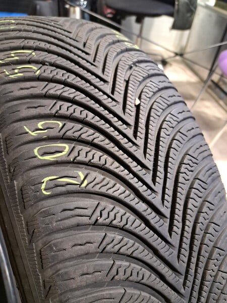 Photo 1 - Michelin Alpin5 R19 winter tyres passanger car