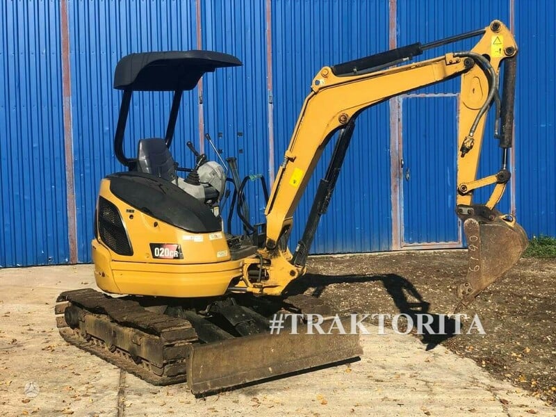 Caterpillar CAT 020CR 2014 г Мини экскаватор