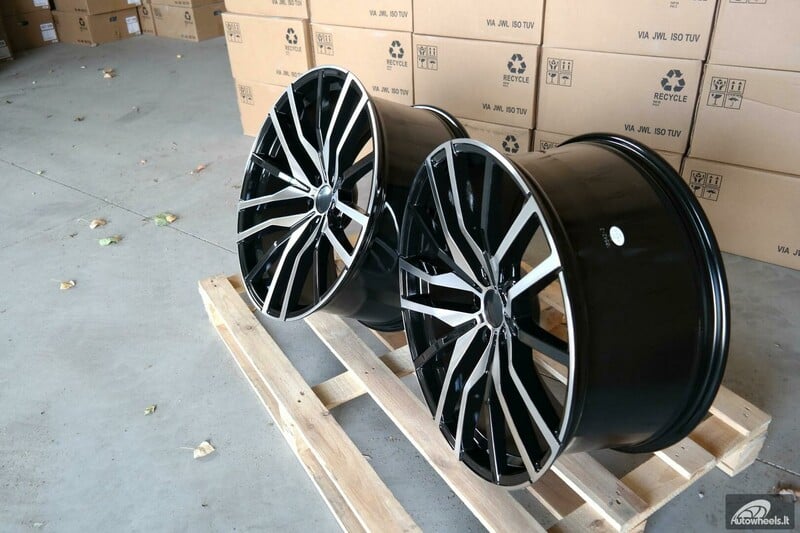 Photo 4 - Autowheels BMW 742M Style X5 E70, X6 E71 light alloy R22 rims