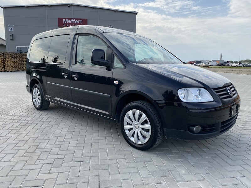 Фотография 1 - Volkswagen Caddy Maxi III 2008 г