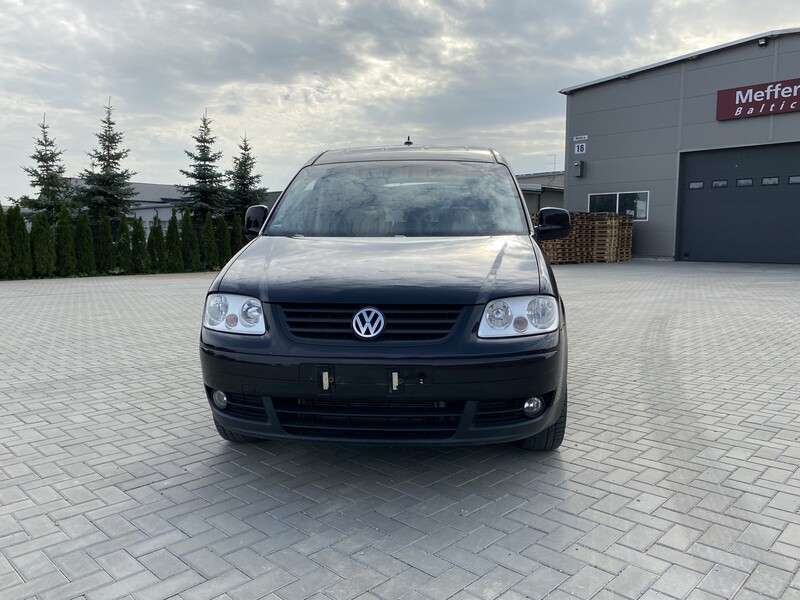 Фотография 6 - Volkswagen Caddy Maxi III 2008 г