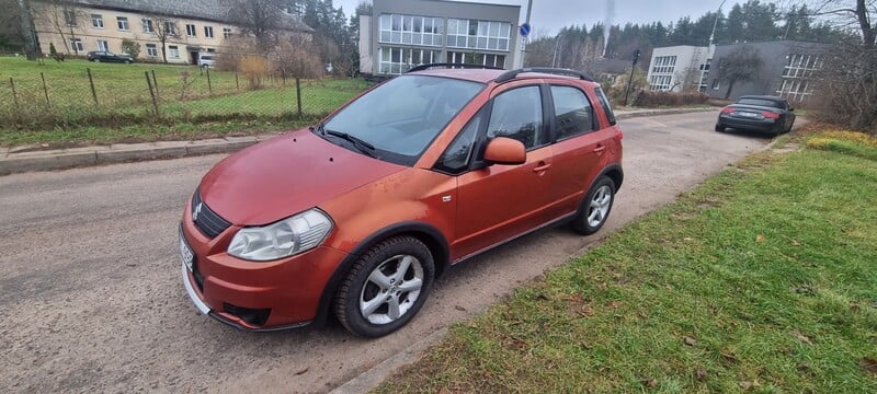 Suzuki SX4 S-Cross 2009 г Внедорожник / Кроссовер