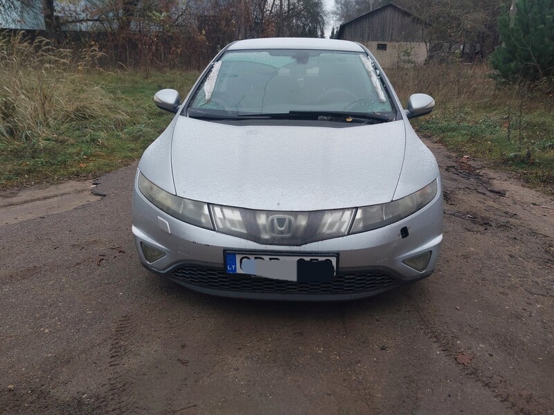 Honda Civic 2006 m Hečbekas