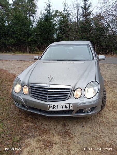 Mercedes-Benz E 200 2007 y Sedan