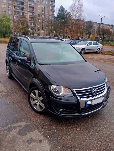 Фотография 2 - Volkswagen Cross Touran I 2007 г