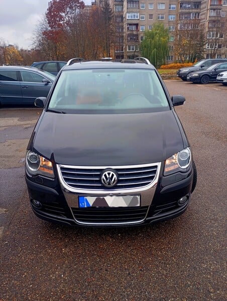 Фотография 3 - Volkswagen Cross Touran I 2007 г