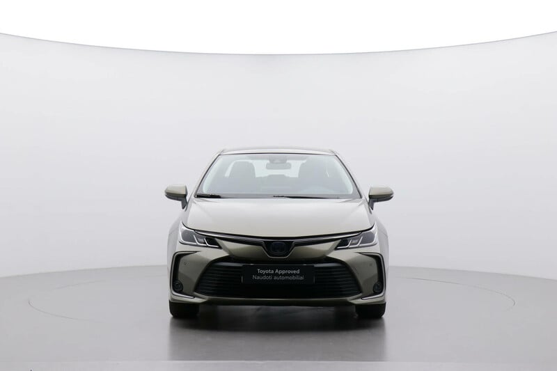 Photo 5 - Toyota Corolla 2019 y Sedan