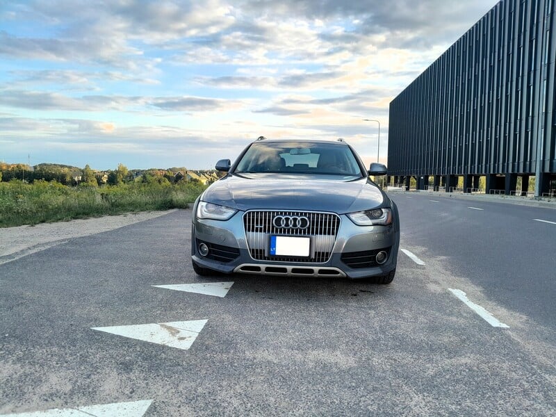 Photo 2 - Audi A4 Allroad 2013 y Off-road / Crossover