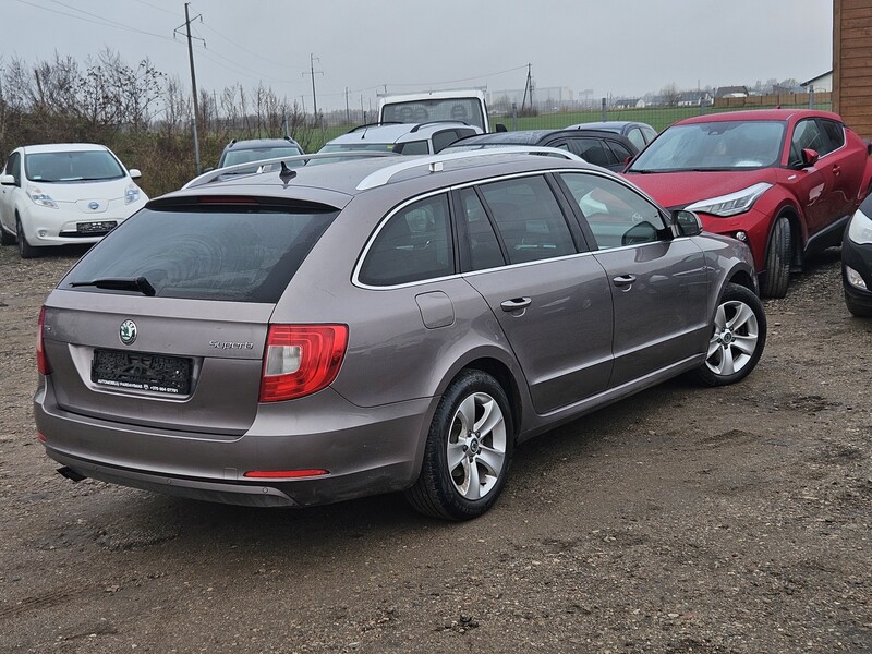 Nuotrauka 5 - Skoda Superb 2011 m Universalas